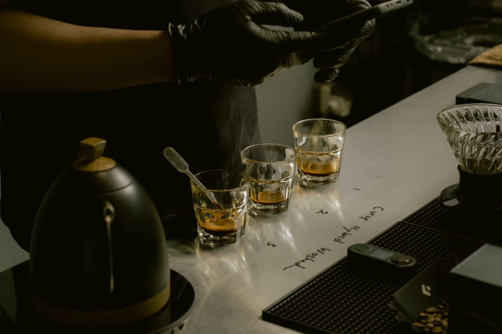 Fordo cupping session with Brewista kettle and espresso flight